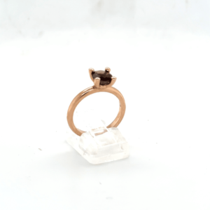 Roodgouden ring met rookkwarts "Juweel uit de Peel"