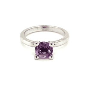 Witgouden ring met Amethyst "Juweel uit de Peel"