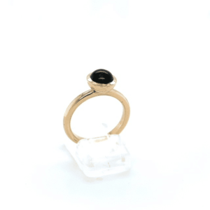 Geelgouden ring met cabochon geslepen Toermalijn