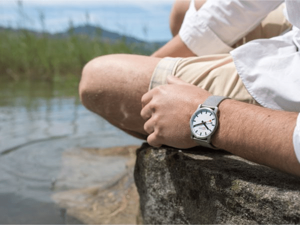 Mondaine SBB Simply Elegant M6383035016SBM