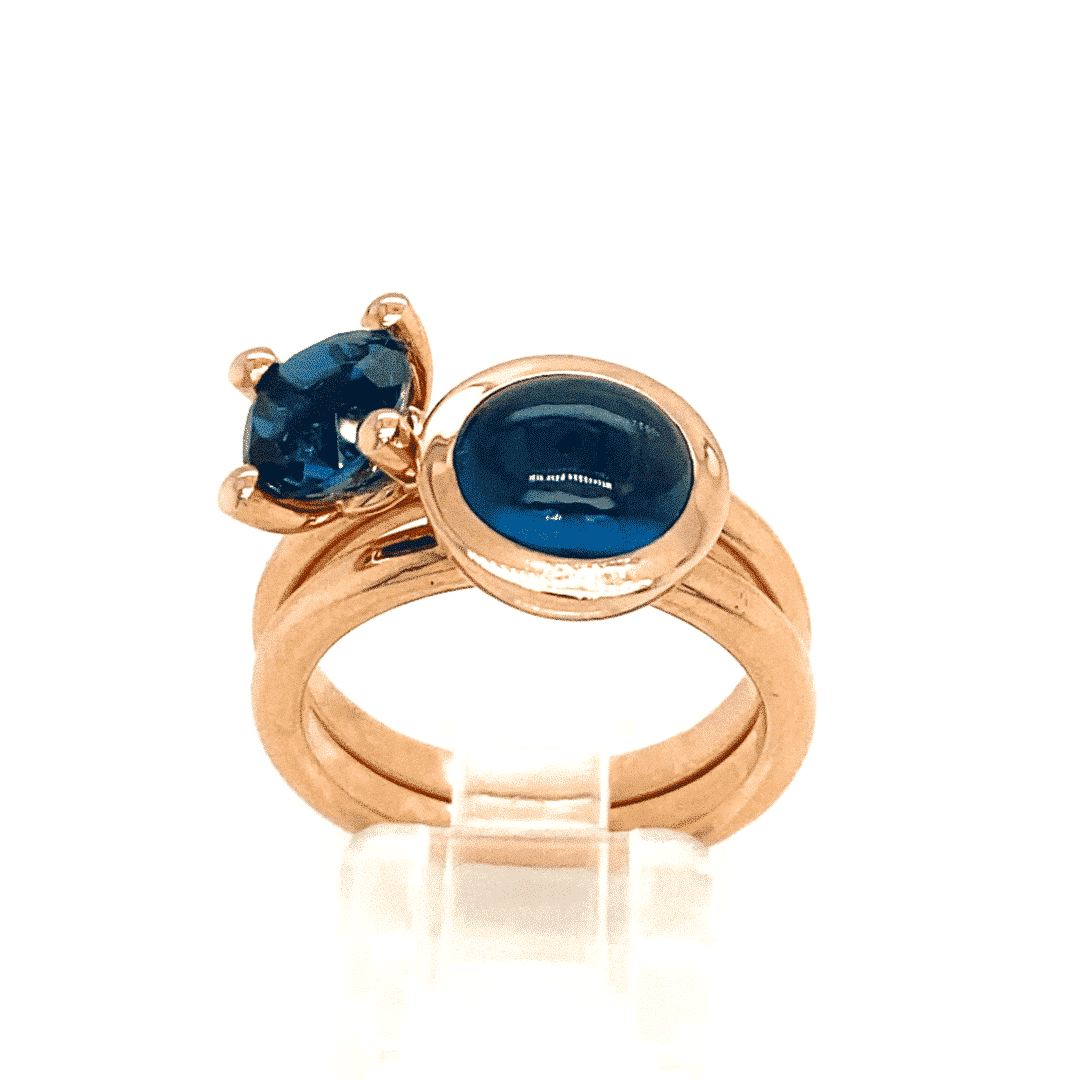 Roodgouden ring met Cabochon geslepen Blauwe Topaas London Blue