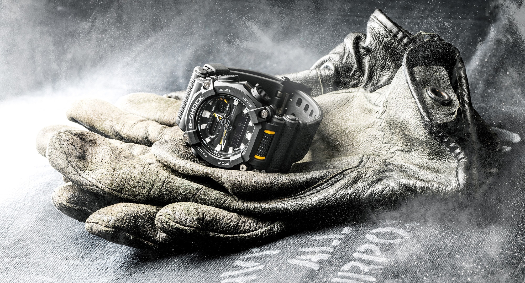 Juwelier-van-hooff-g-shock-classic-image-blok-en-serie-banner (2)