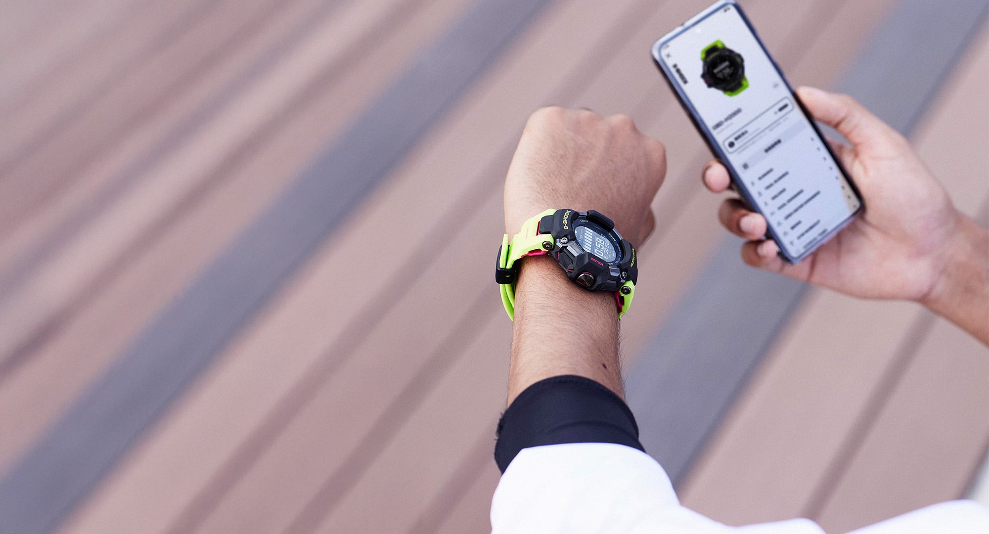 Juwelier-van-hooff-casio-g-shock-g-squad-series-image-blok-en-serie-banner-v3