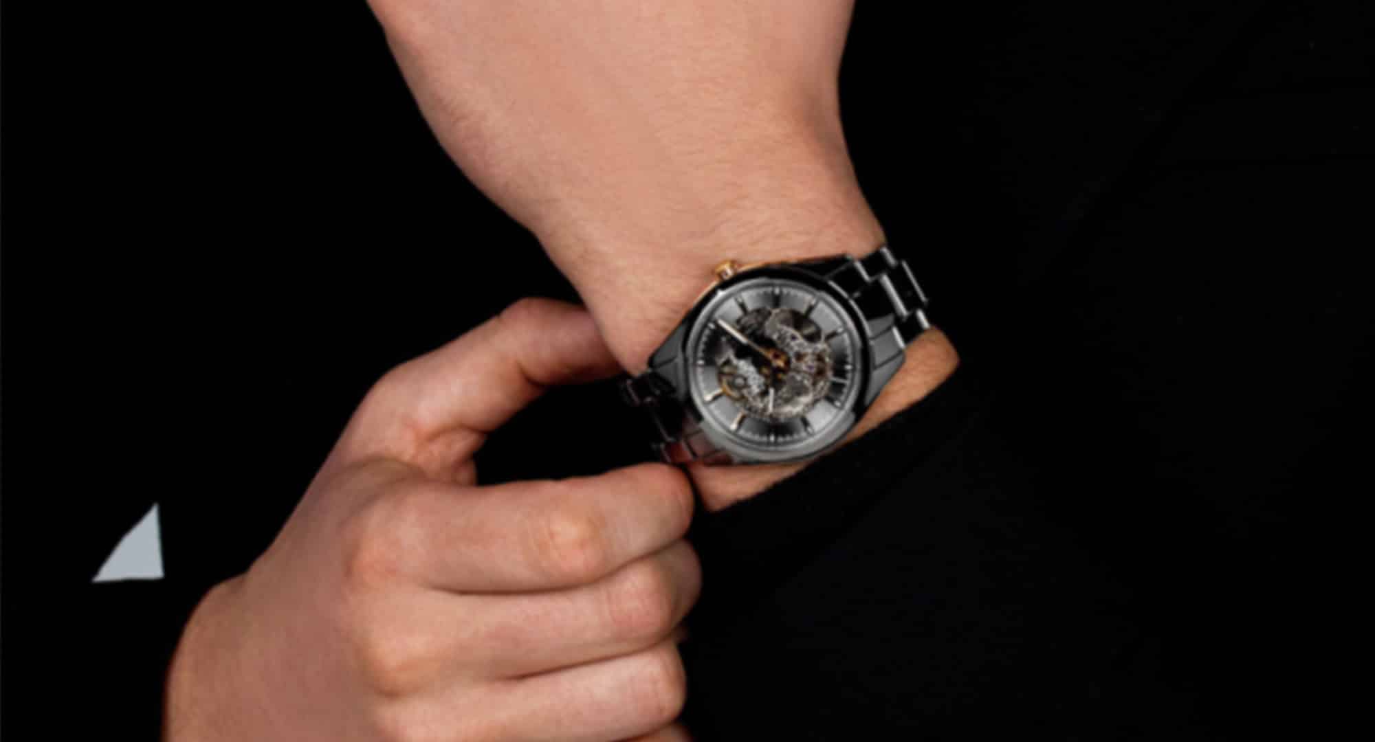 Juwelier-van-hooff-rado-hyper-chrome-image-blok-en-serie-banner-v3