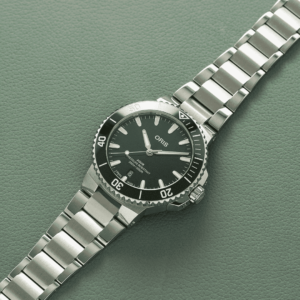 Oris Aquis Date - 733.7789.4157 - 07.8.23.04PEB
