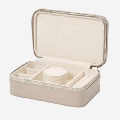 Juwelier-van-hooff-blog-afbeelding-wolf-sieradenbox-sophia-roze